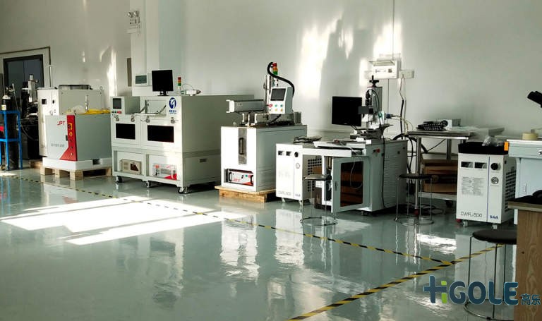 工業觸控電腦一體機